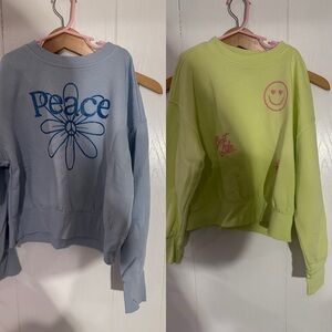 Old Navy Light Blue Sweatshirt